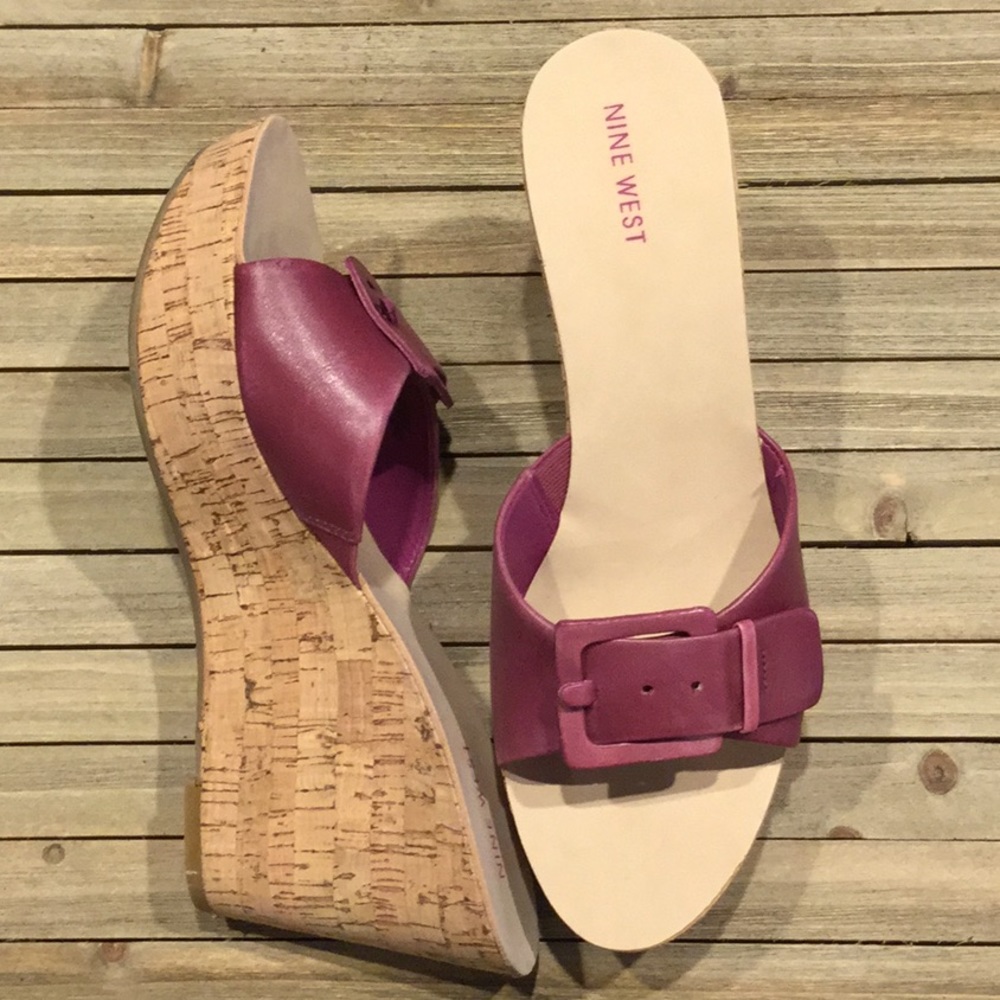 New Nine West Dark Purple Wedge Sandals Sz 10 - Picture 1 of 4